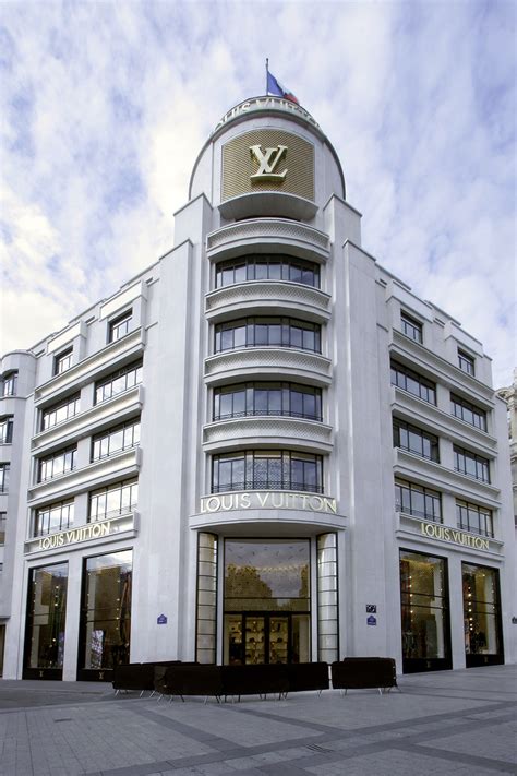 Louis Vuitton Maison Champs